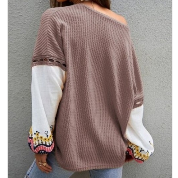 NEW Off Shoulder Top - Picture 2 of 6